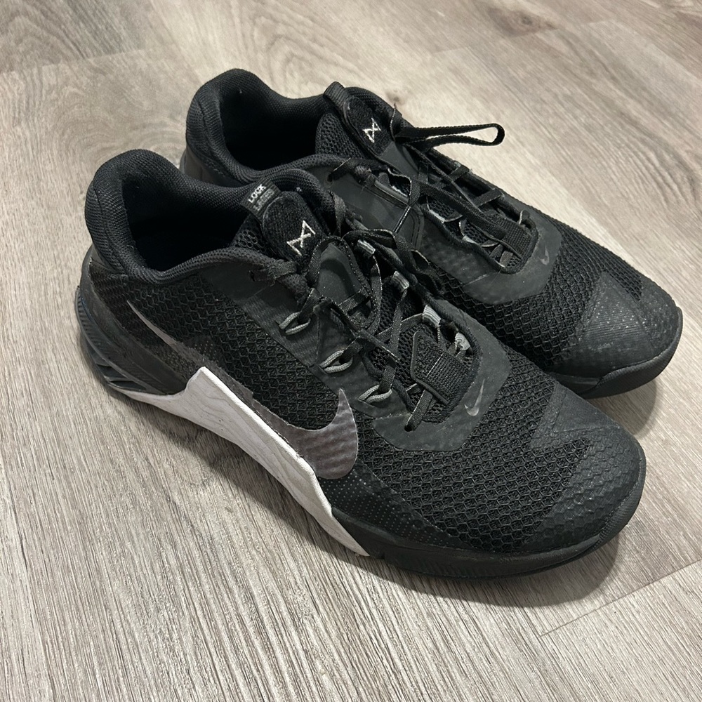 Nike Metcons  women 9.5
